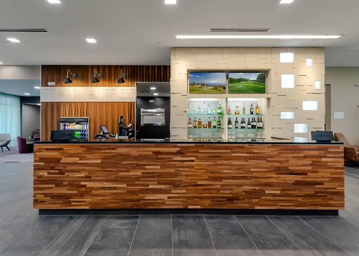 Courtyard By Marriott Savannah Airport